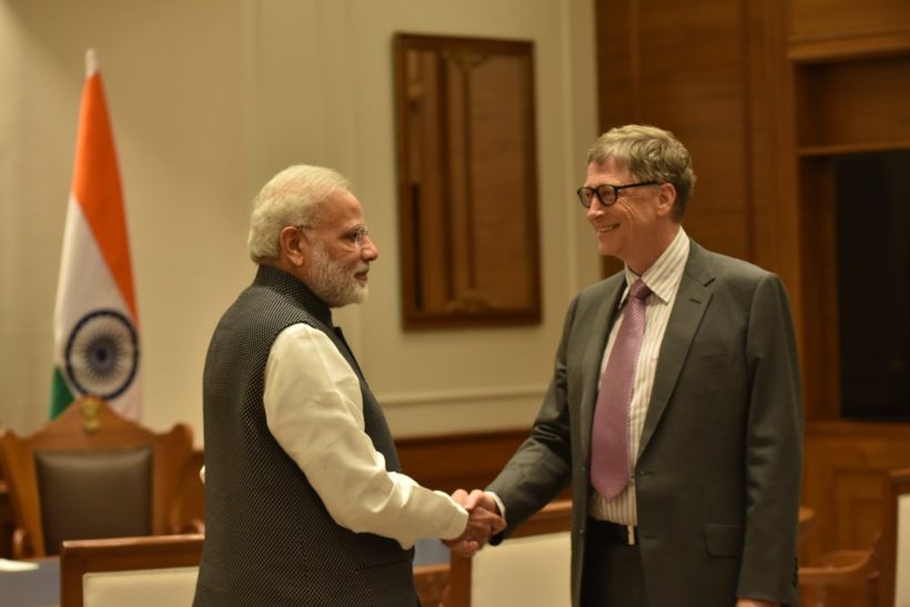 Prime Minister Modi with Bill Gates (Photo: Twitter)