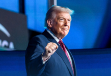Trump Backs Proposed H-1B Fee to Prioritize American Workers