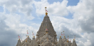 Religious Travel Leads Overnight Domestic Trips in India, Government Survey Finds