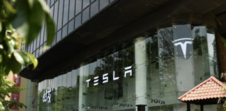 Tesla’s Third-Quarter Profit Plunges 44% as Revenue Stalls at $28 Billion